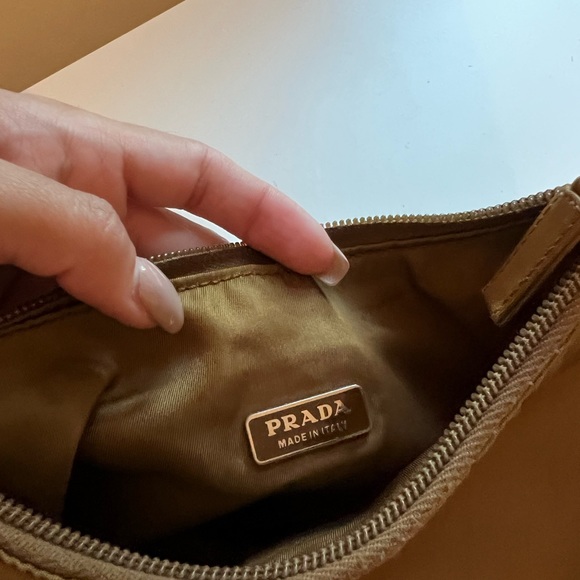 Prada hobo bag - Picture 8 of 9